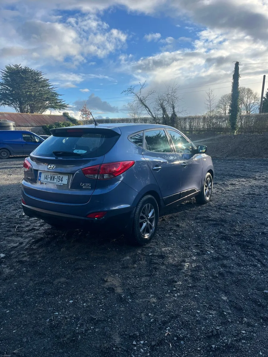 Hyundai ix35 - Image 2