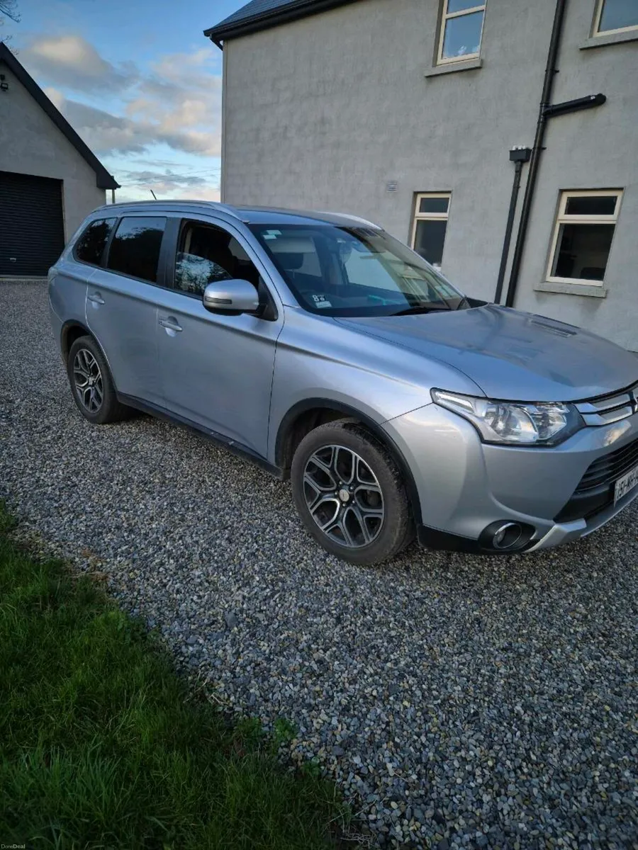 Mitsubishi outlander - Image 1
