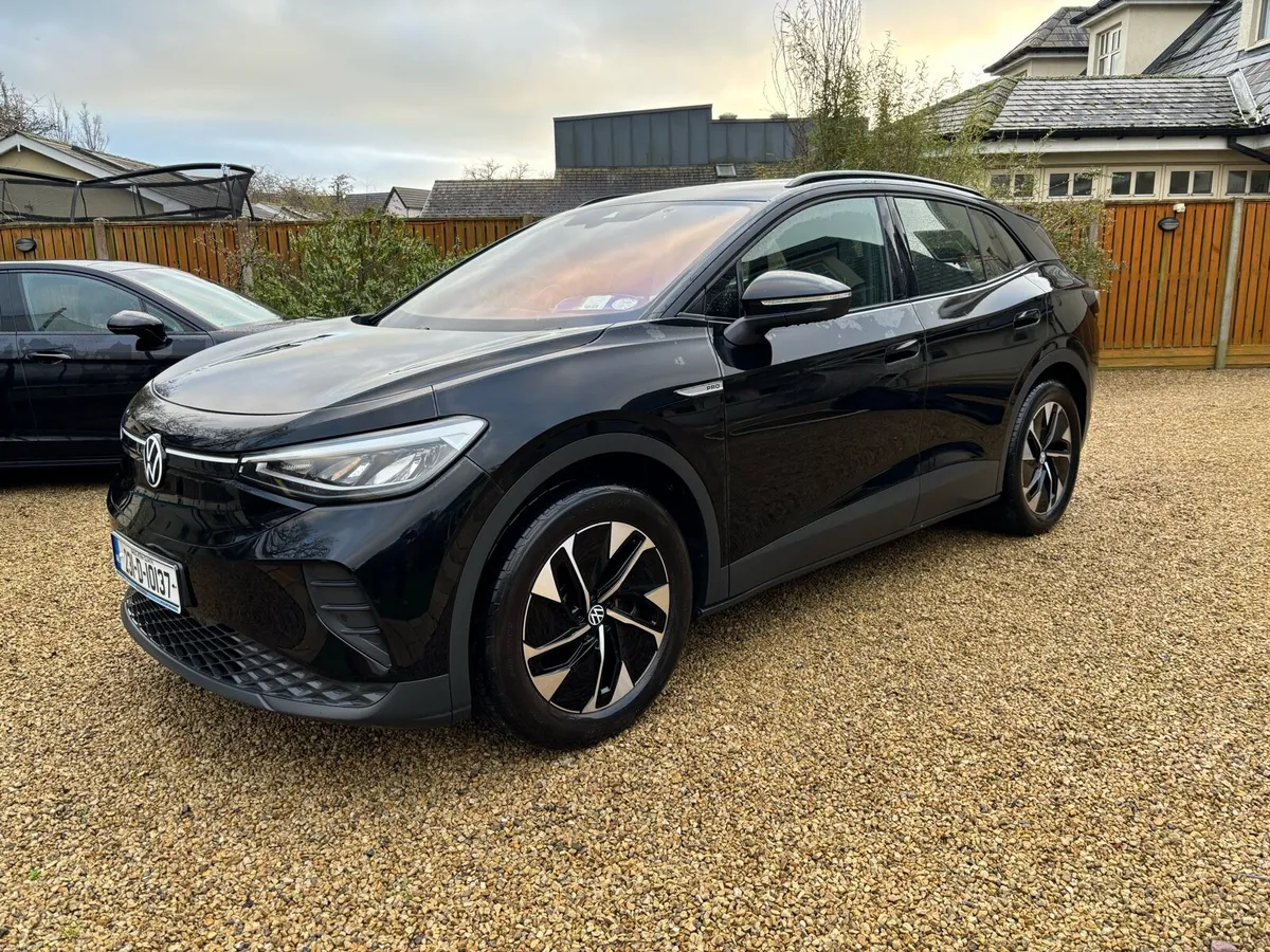 Volkswagen ID4 - Image 1