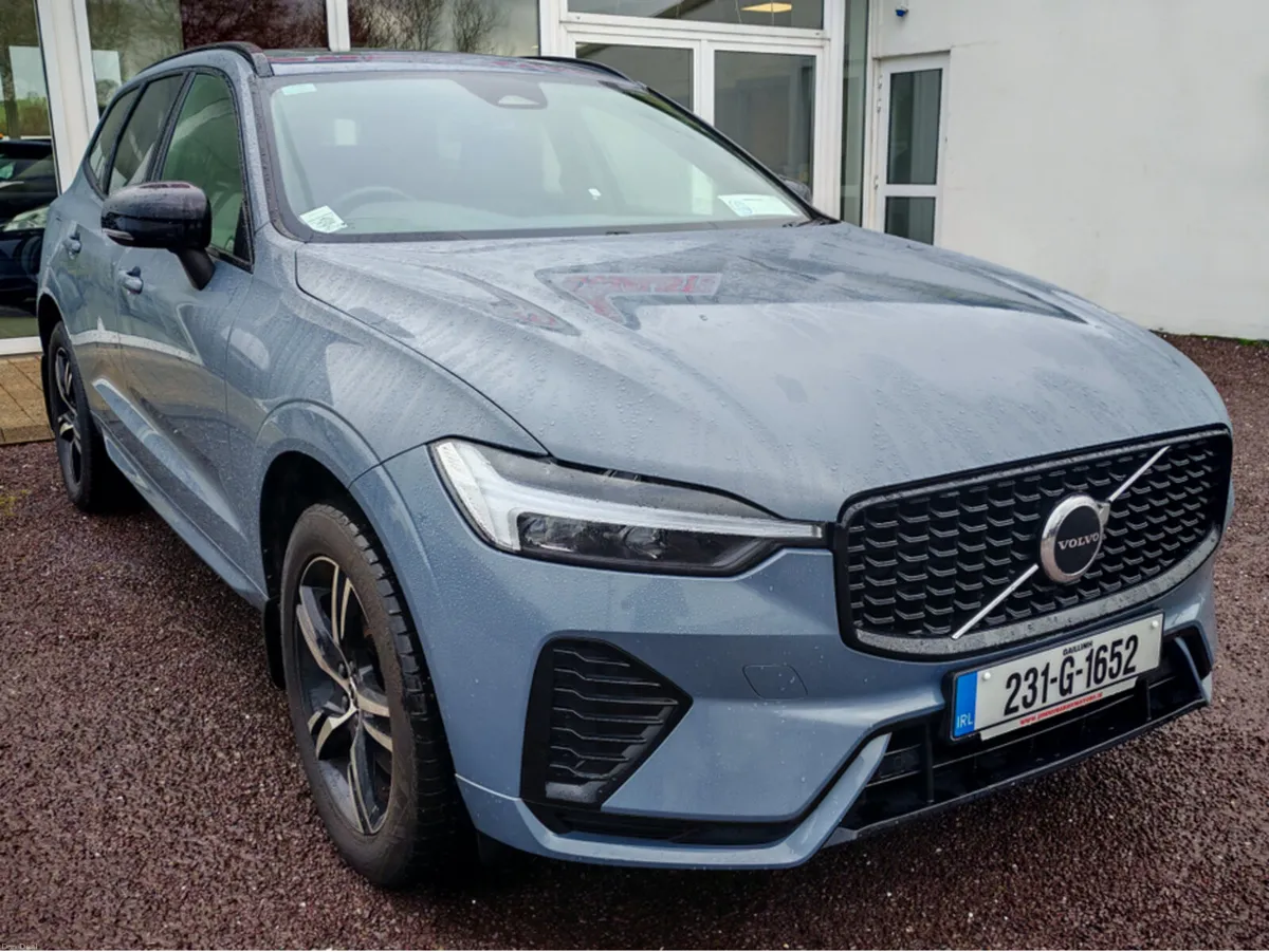 VOLVO XC60 B4 D R-DESIGN 5DR AUTO - Image 1