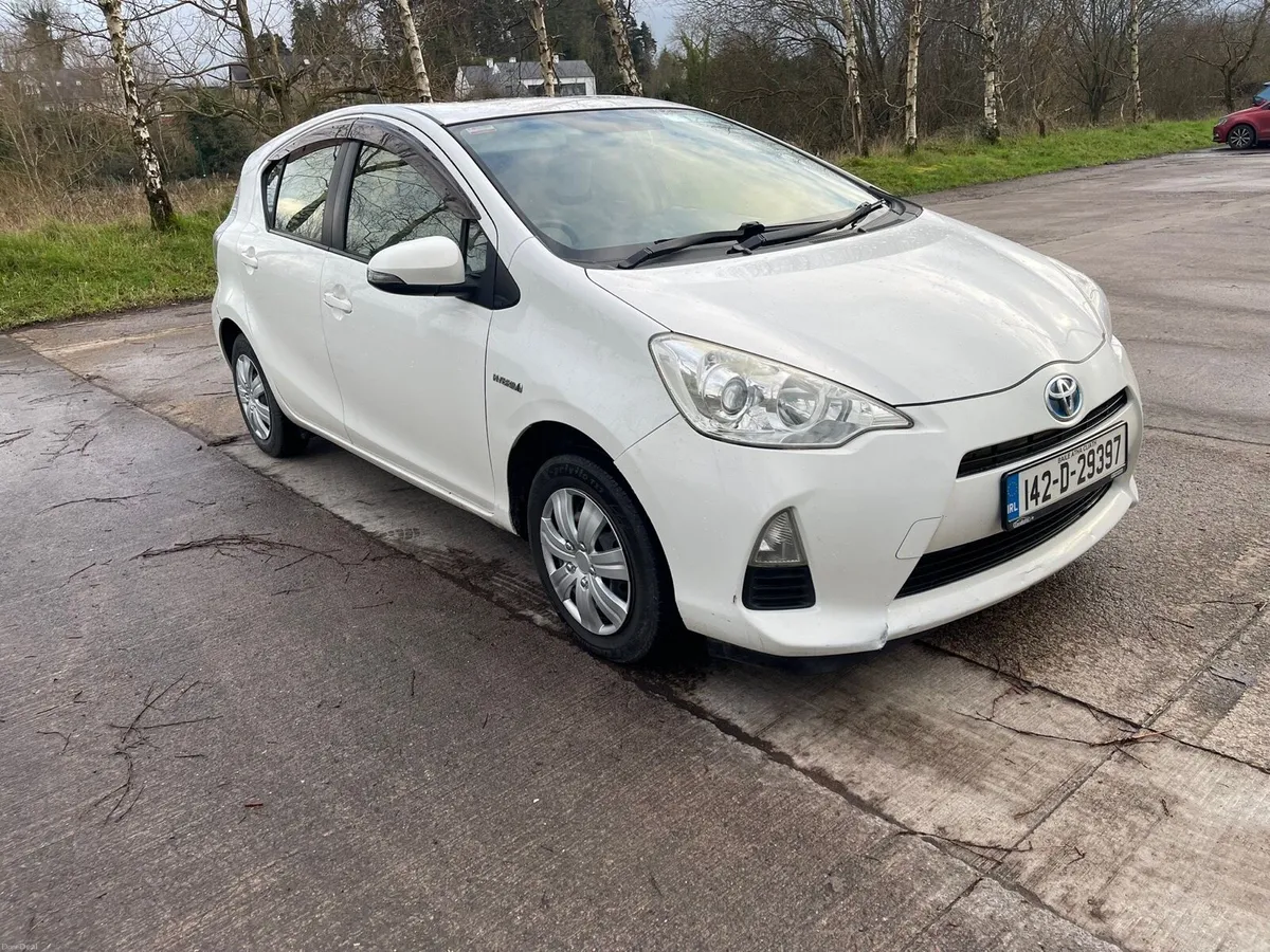 142 Toyota Aqua Hybrid - Image 1