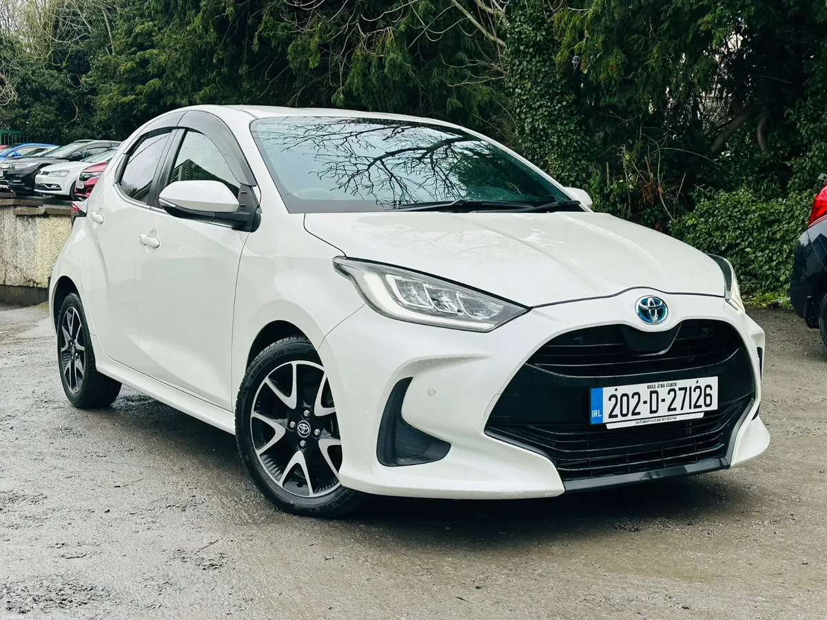 TOYOTA YARIS 2020 1.5 HYBRID AUTOMATIC TOP SPEC - Image 1