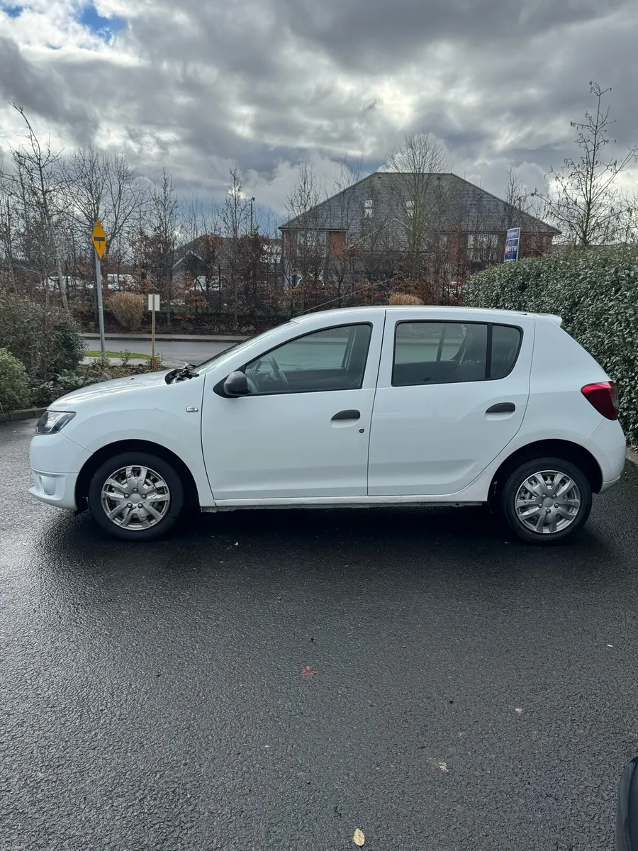 Dacia Sandero 1.2 Petrol Manual *Only 99KM* - Image 3