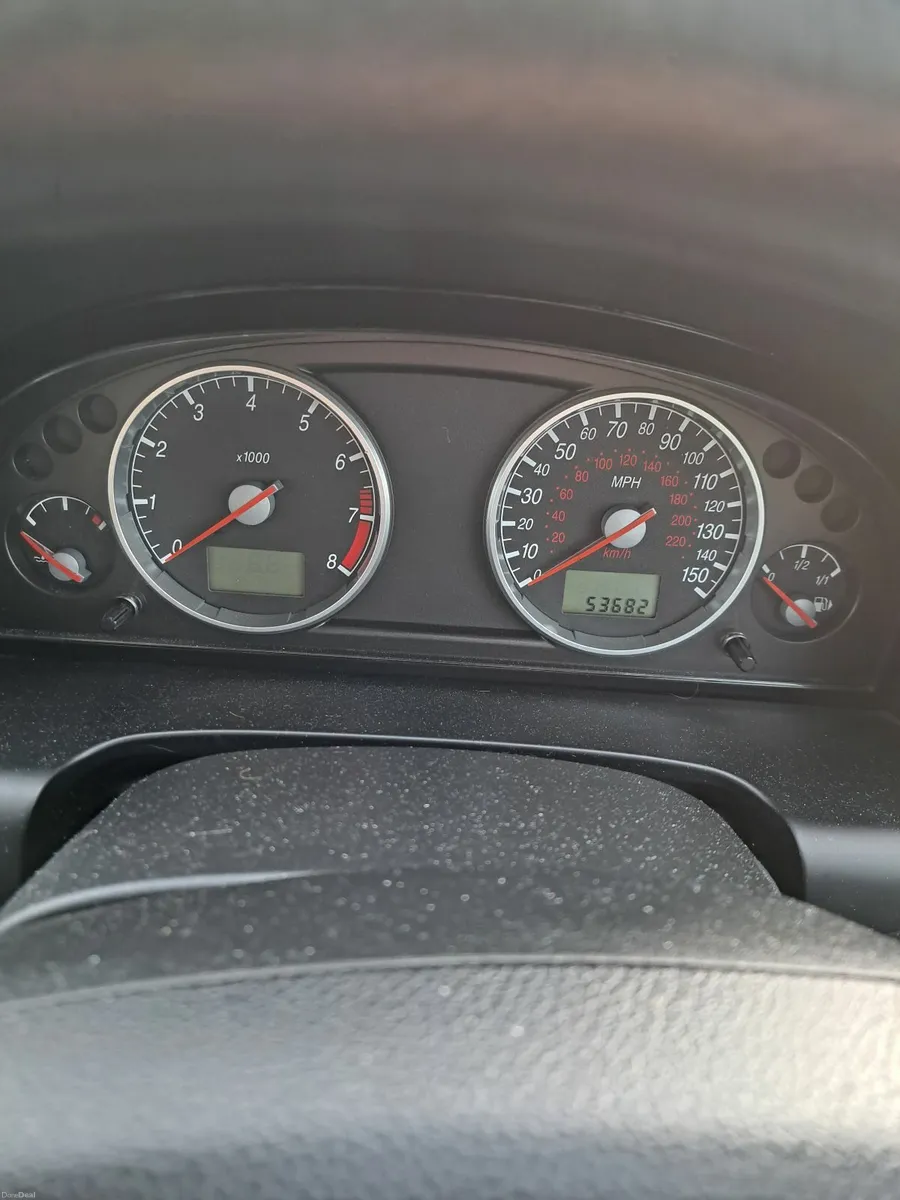 Ford Mondeo Hearse 2004 - Image 2