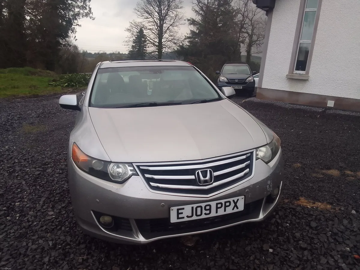 Honda Accord 2009 - Image 1