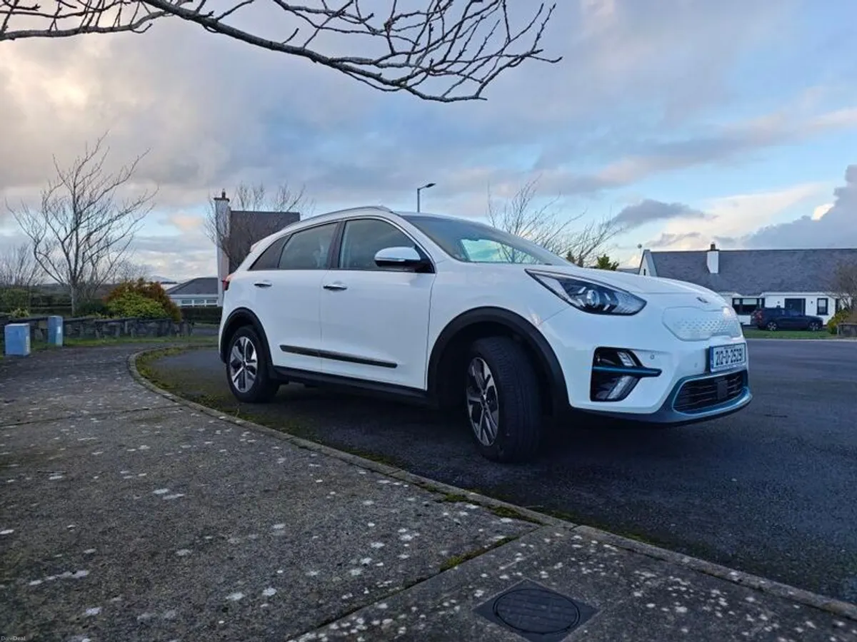 2021 Kia E-niro Long Range 64KWh - Image 4