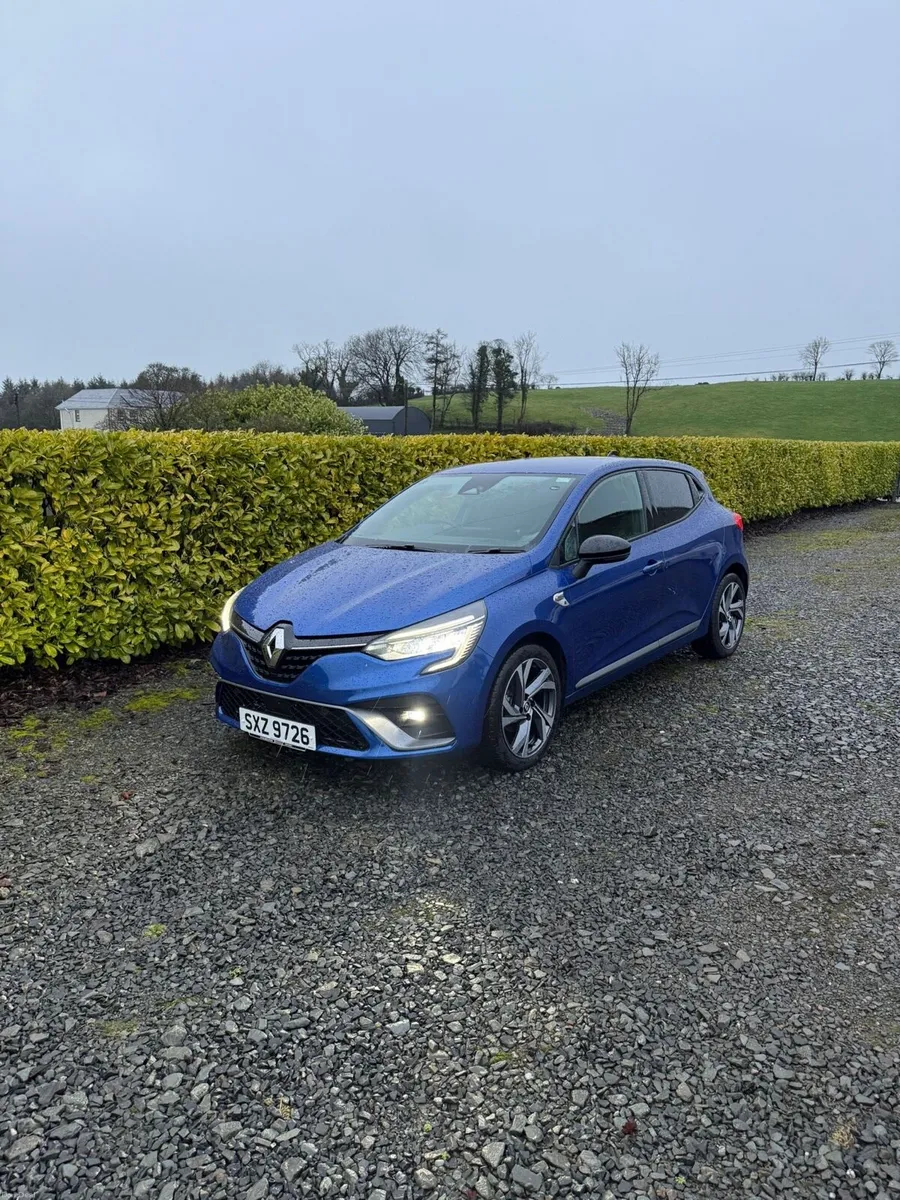 Renault Clio RS Line TCE 2023 - Image 2