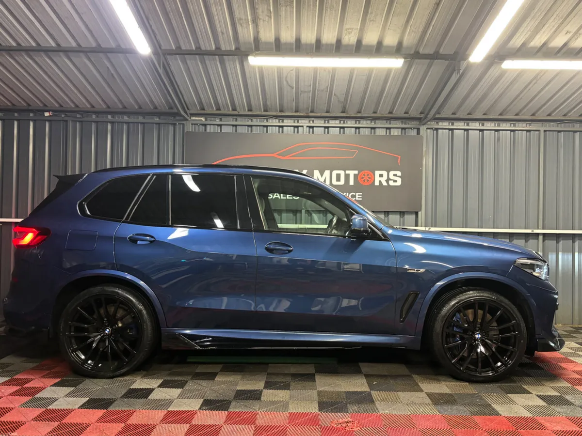 2022 BMW X5 45e M-Sport Plus Automatic - Image 4