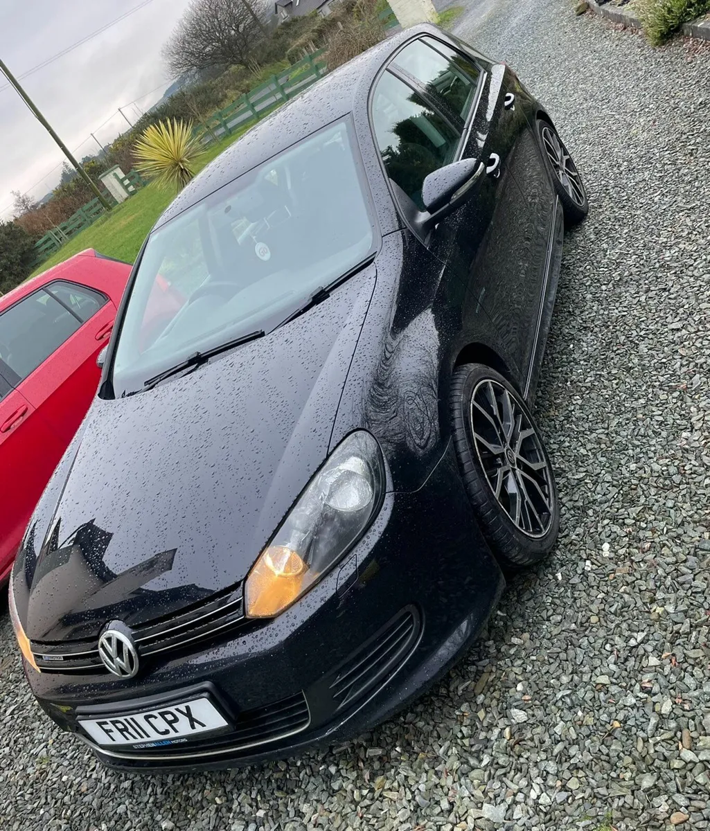 Volkswagen Golf 2011 - Image 4