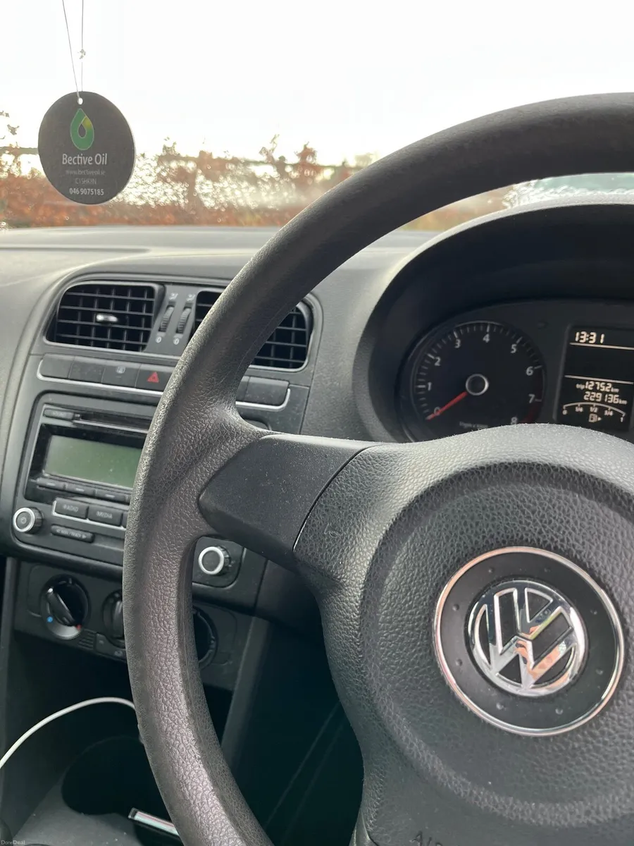 Volkswagen Polo 2010 - Image 3
