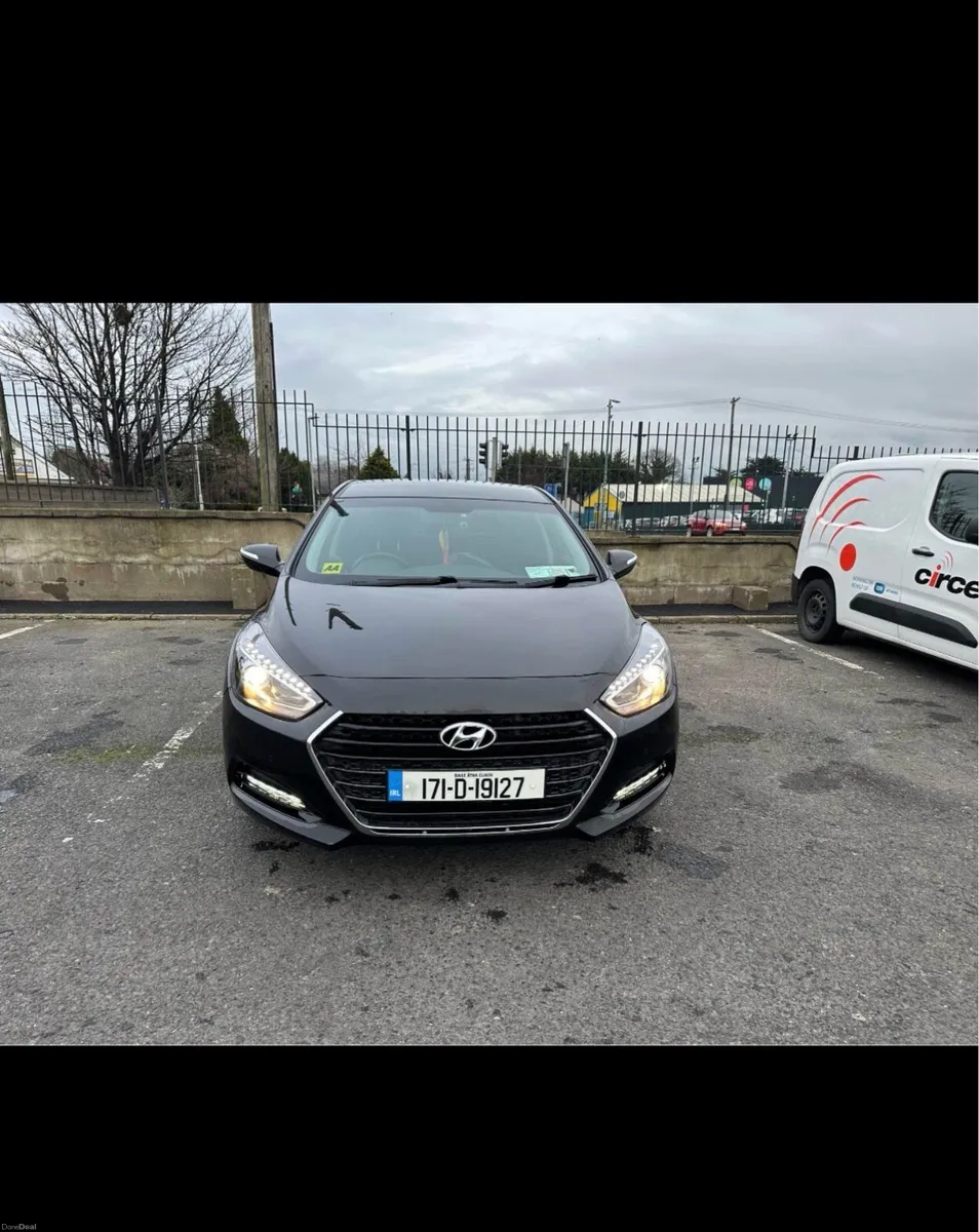 Hyunda i40 - Image 1