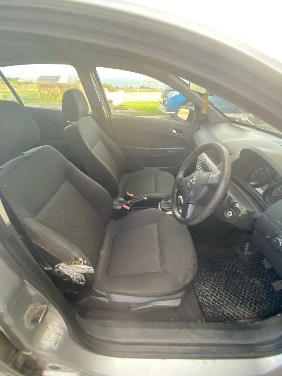 2007 Vauxhall Astra - Image 4