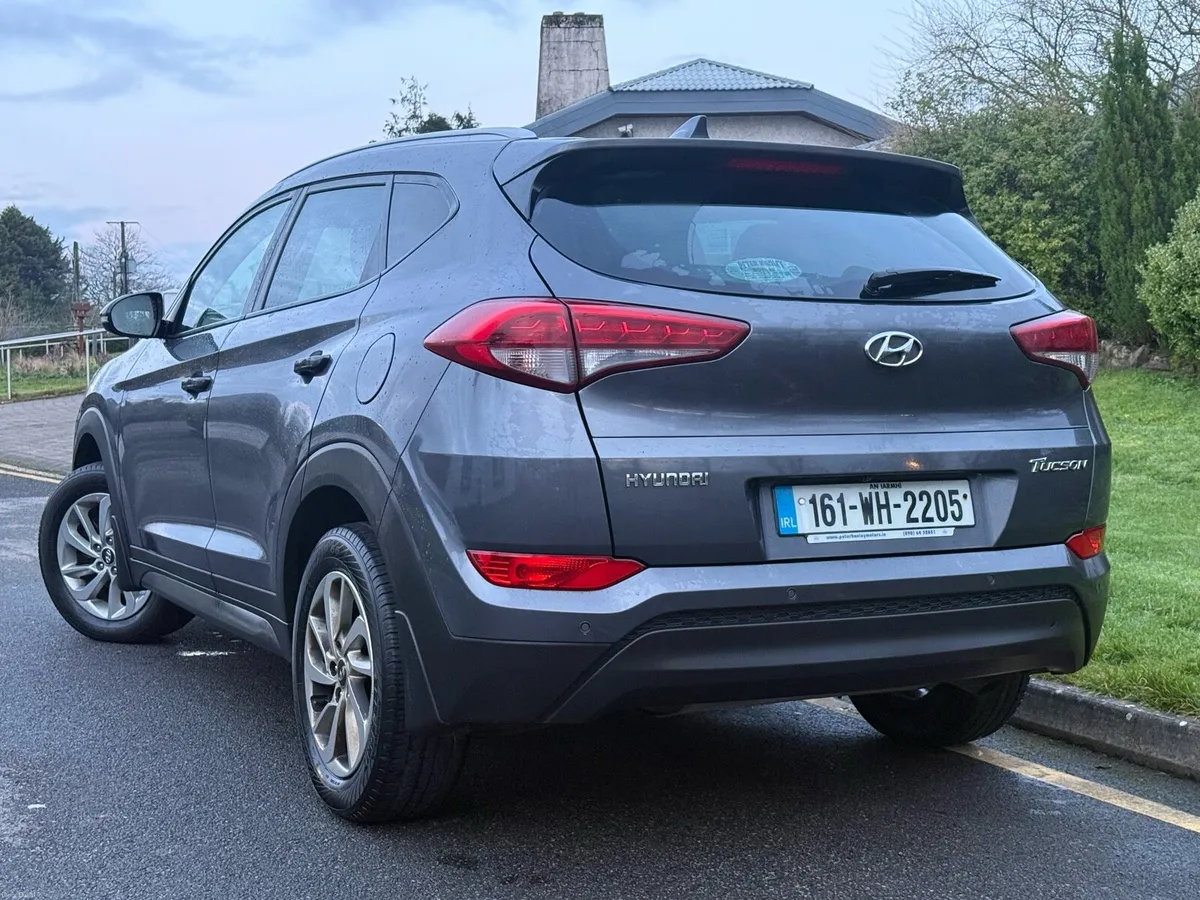 2016 HYUNDAI TUCSON 1.7L *NCT&TAX* - Image 4