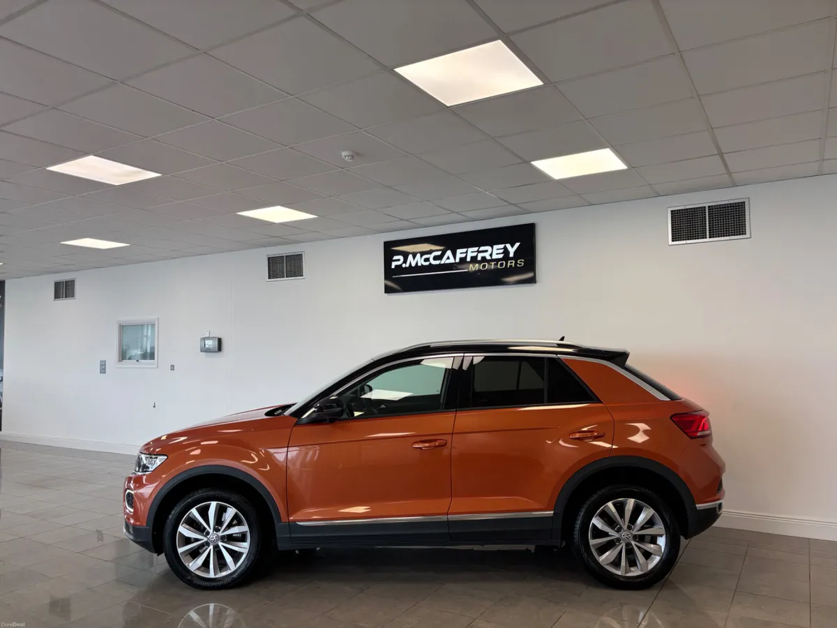 2020 VOLKSWAGEN T-ROC 2.0 TDI DESIGN 150 BHP AUTO - Image 2