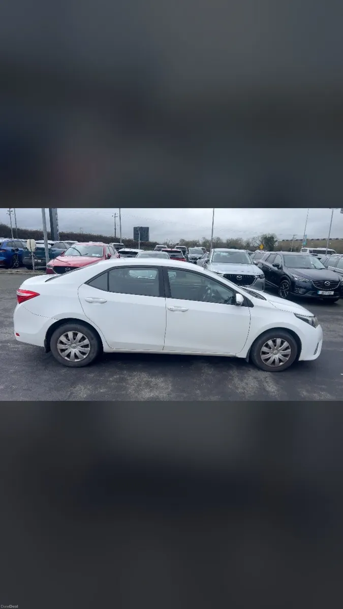 2014 Toyota Corolla 1.4 D4D Terra Only 125000 Klm - Image 3