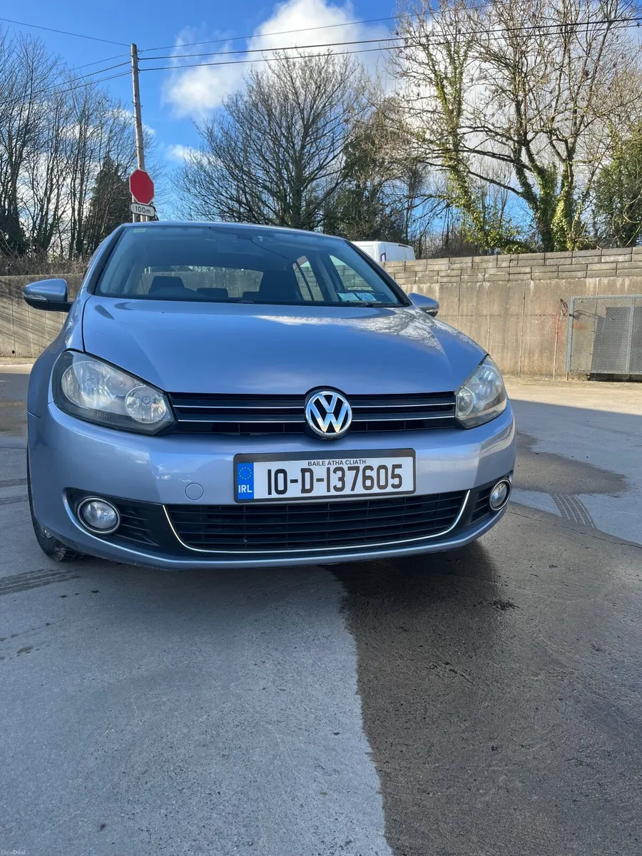 Volkswagen Golf 2010 - Image 1