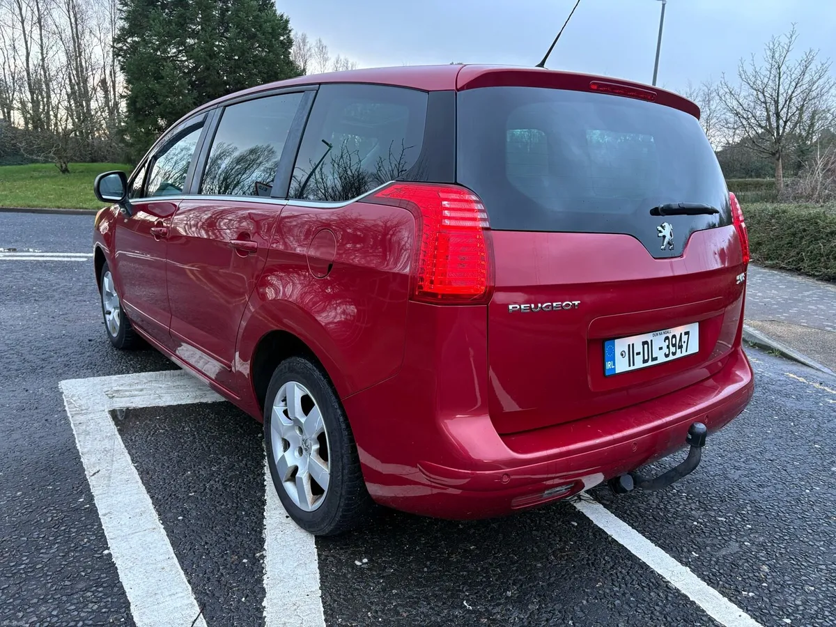 2011 Peugeot 5008, 7 Seater - Image 4