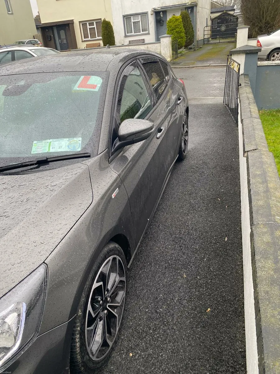 211 FORD FOCUS ST LINE - Image 3