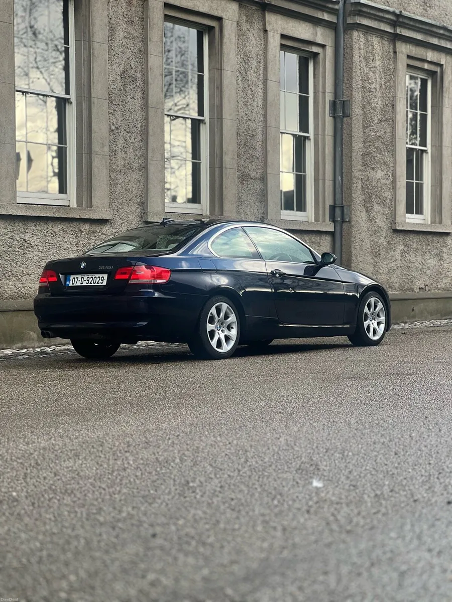 2007 BMW 325i E92 SE Automatic 2.5 Pet Inline 6 - Image 2