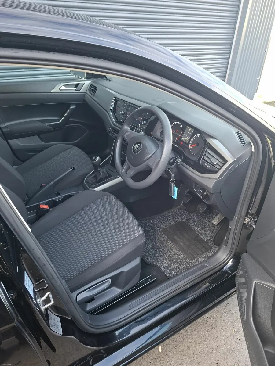 Volkswagen Polo 2018 - Image 4