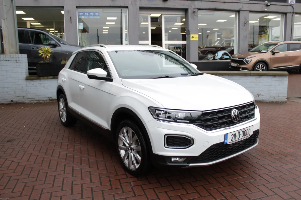 2.0TDI 150BHP SPORT 5DR HATCHBACK AUTO // 1 OWNER - Image 1