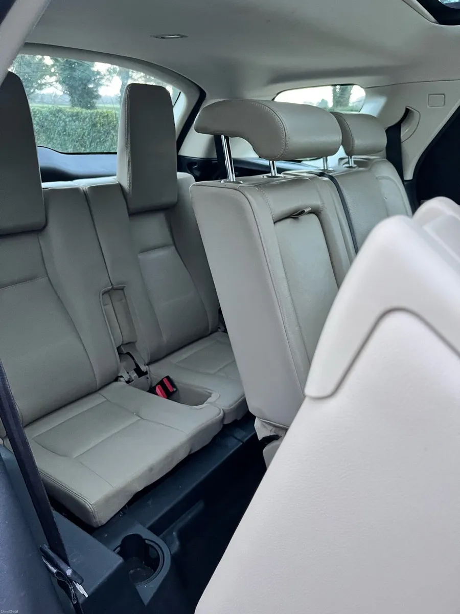 Land Rover discover sport - Image 3