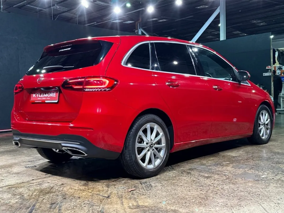 Mercedes-Benz B-Class B180 1.4 AUTOMATIC - HALF BL - Image 4