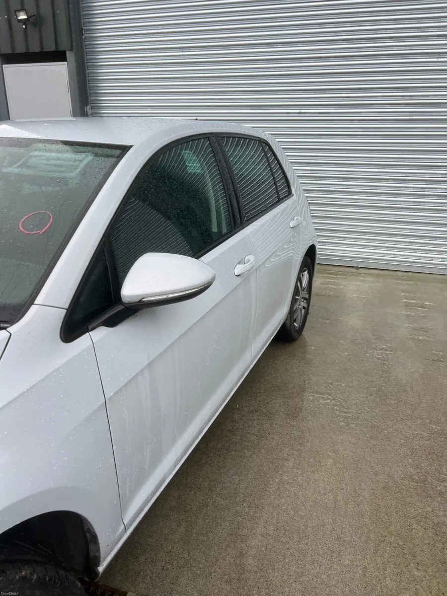 VOLKSWAGEN Golf 182 1.2 TSI DSG AUTO COMFORT-LINE - Image 3