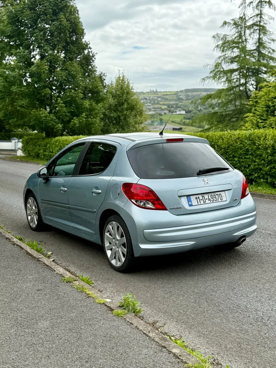 Peugeot 207 1.6 HDI 2.999€ - Image 3