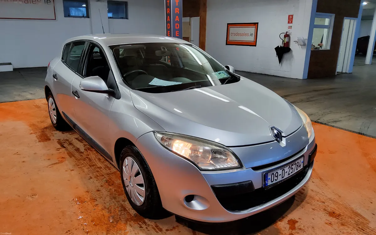 Renault Megane 2009 - Image 1