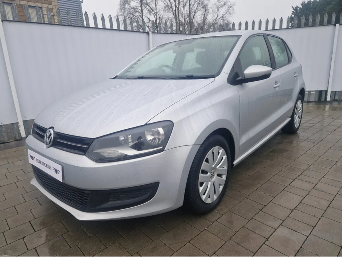 Volkswagen Polo 1.2 PETROL AUTO - Image 3