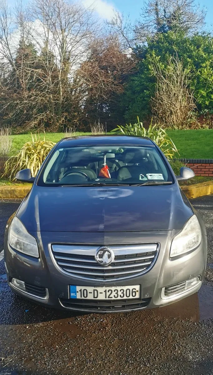 Vauxhall Insignia 2010 - Image 1