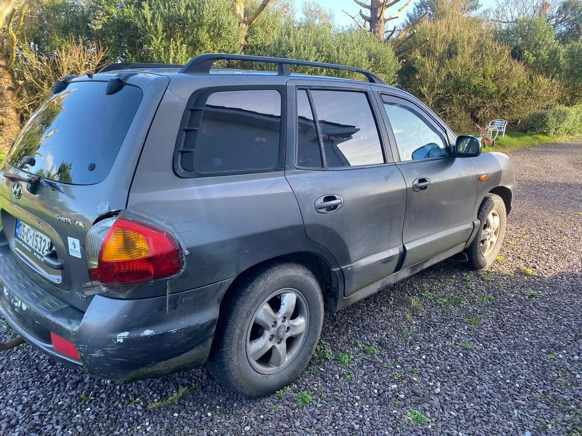 Hyundai Santa Fee ‘05 for breaking / parts - Image 3
