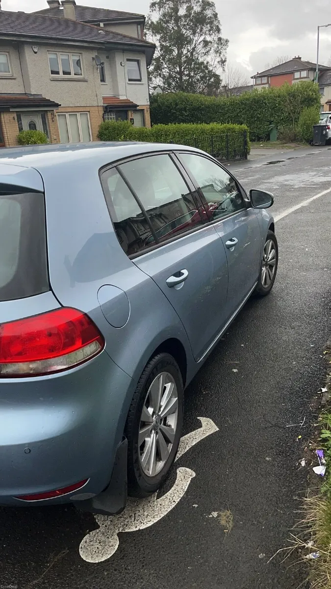 Volkswagen Golf 2011 - Image 3