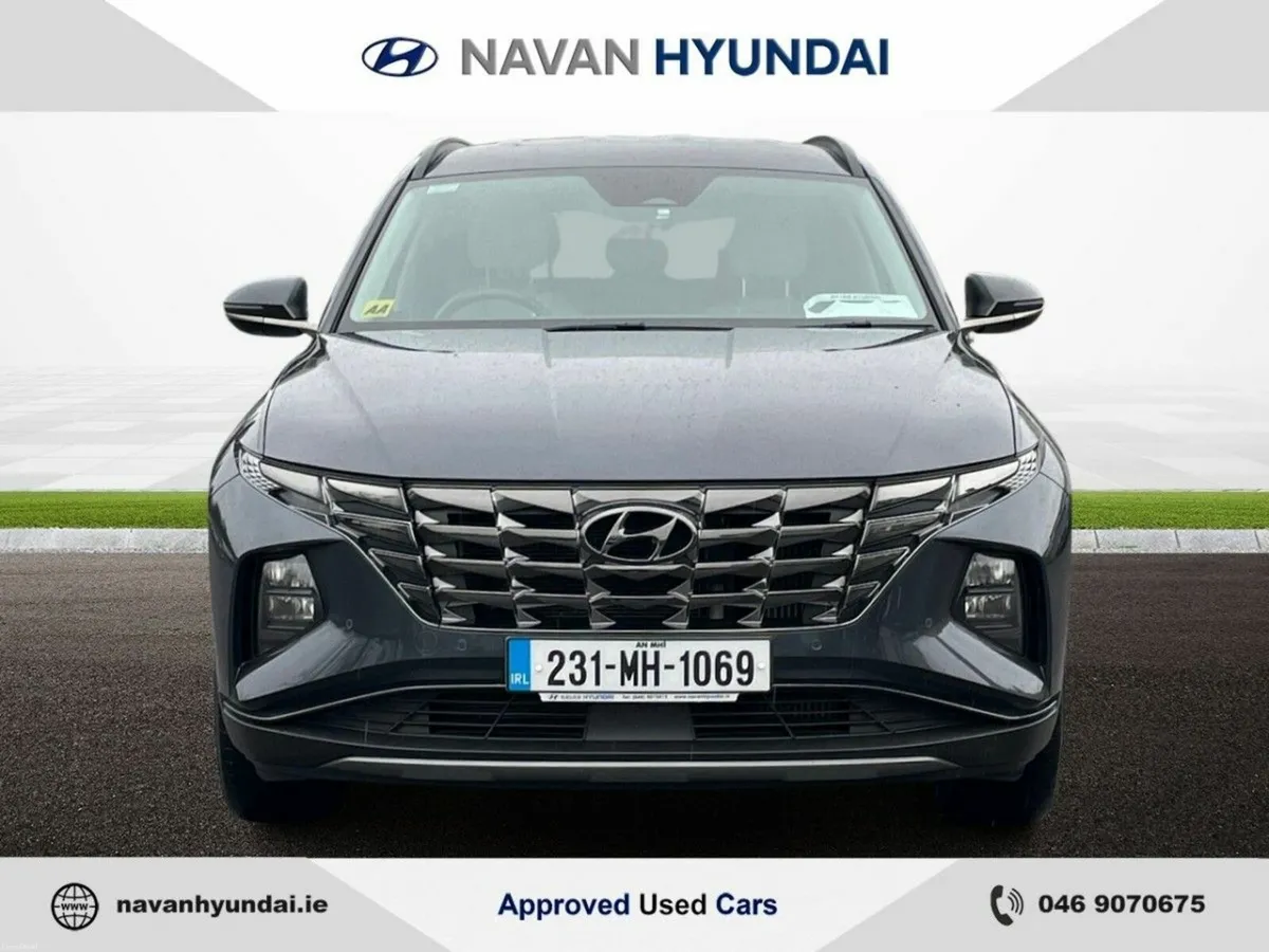 Hyundai Tucson 2WD Executive Plus - Image 3