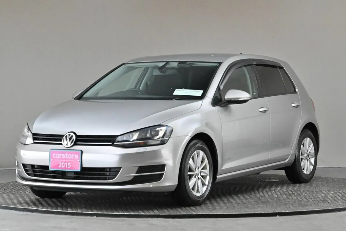 Volkswagen Golf 1.2 TSI DSG MK7 TRENDLINE - Image 3
