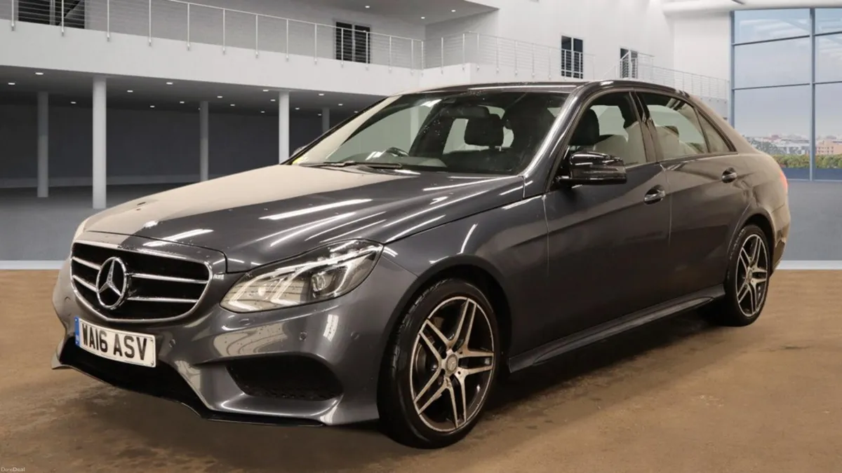 Mercedes-Benz E-Class 2016 - Image 2
