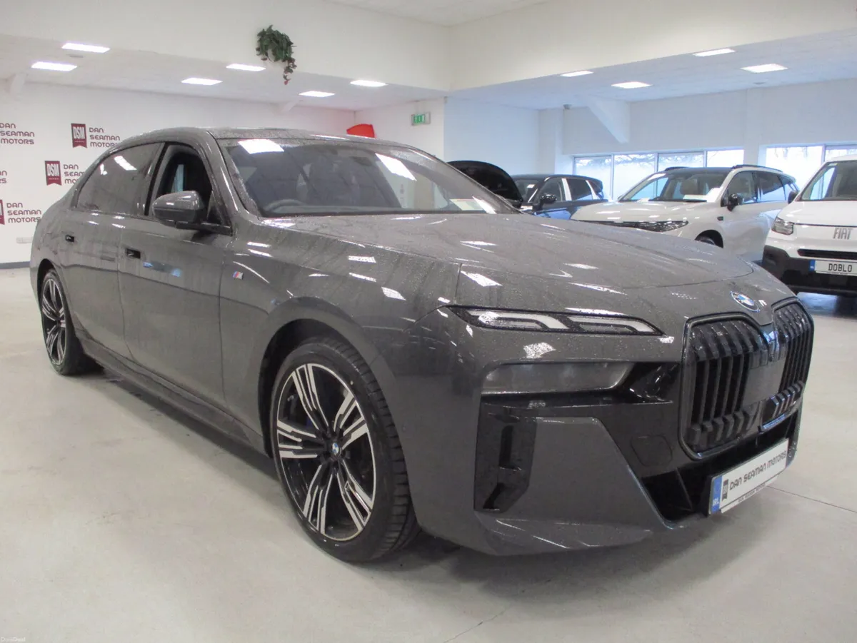 BMW 7-Series M-SPORT 750E EXTRAS 2025 - Image 3