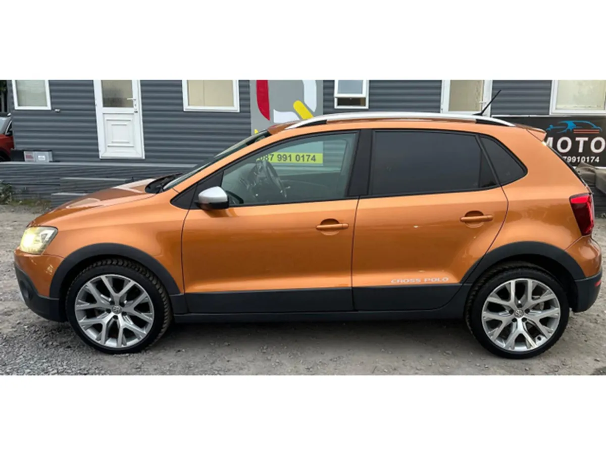Volkswagen Polo Cross 1.2L Petrol Automatic (7079) - Image 4