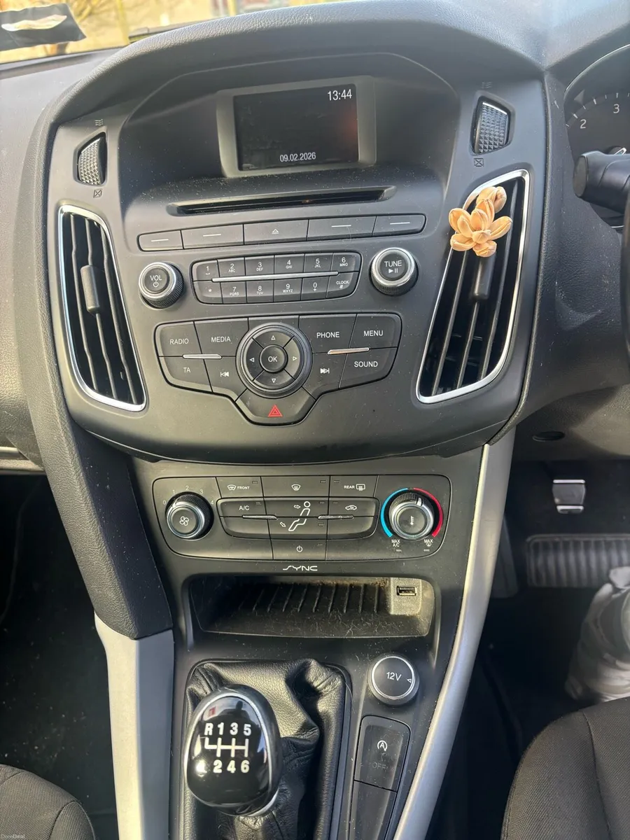 Ford focus - Image 5