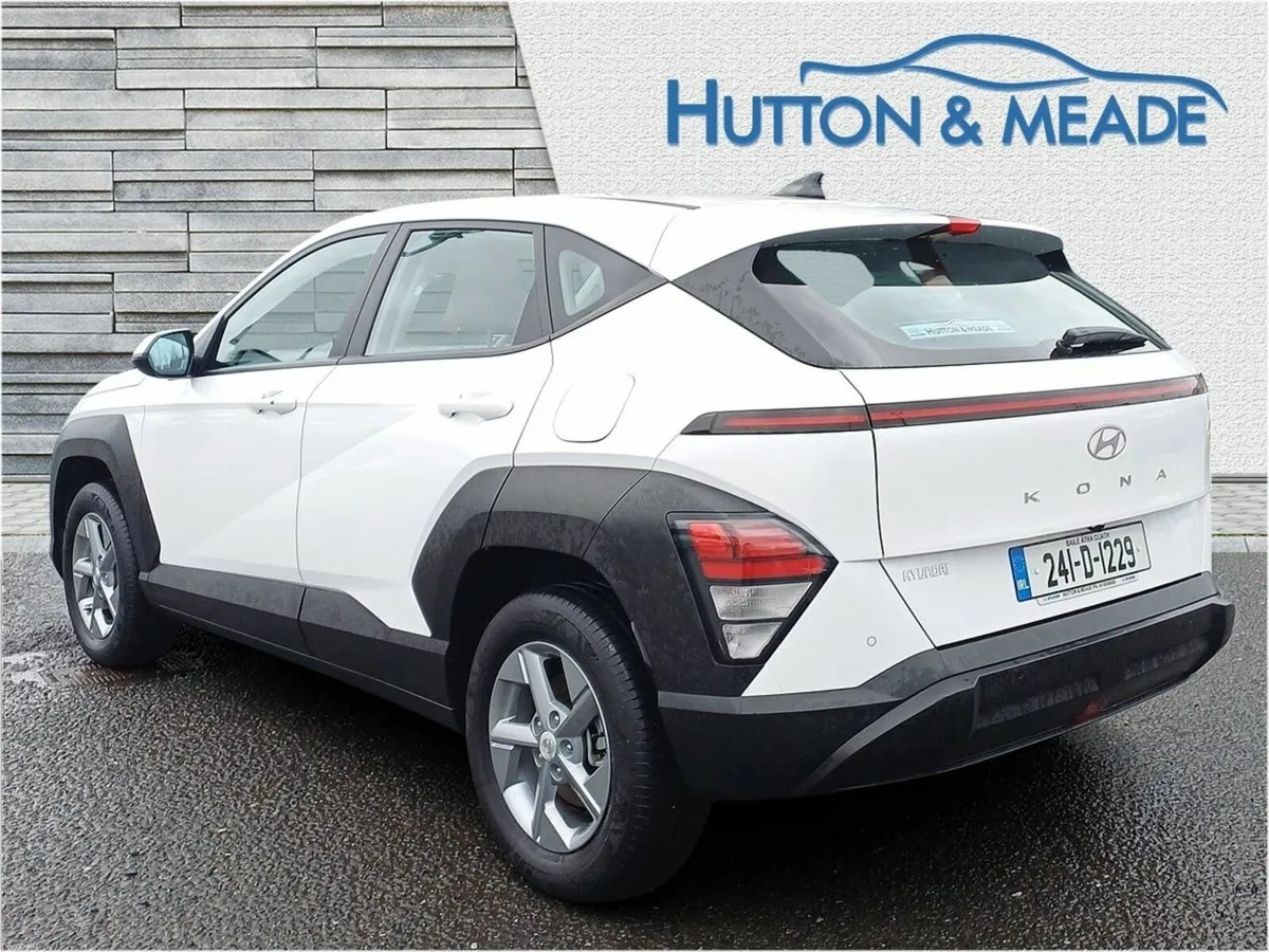 Hyundai KONA Signature 1.0 Petrol 5dr - Image 3