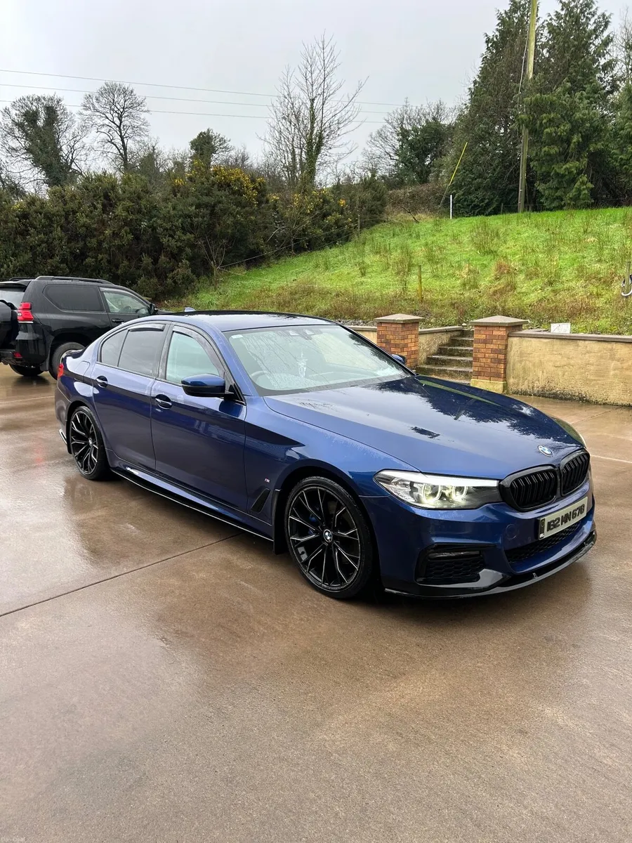 BMW 5-Series 2018 - Image 4