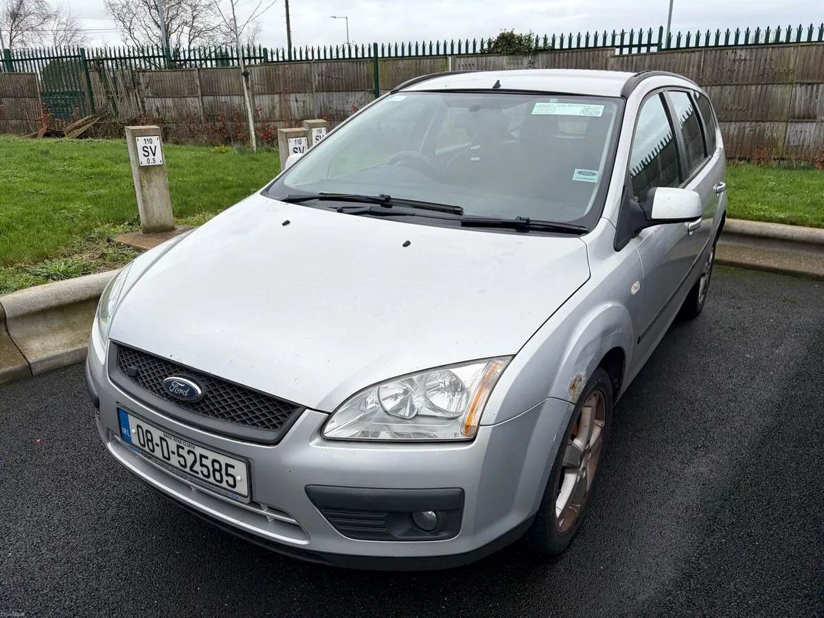 2008 Ford focus petrol - Image 1