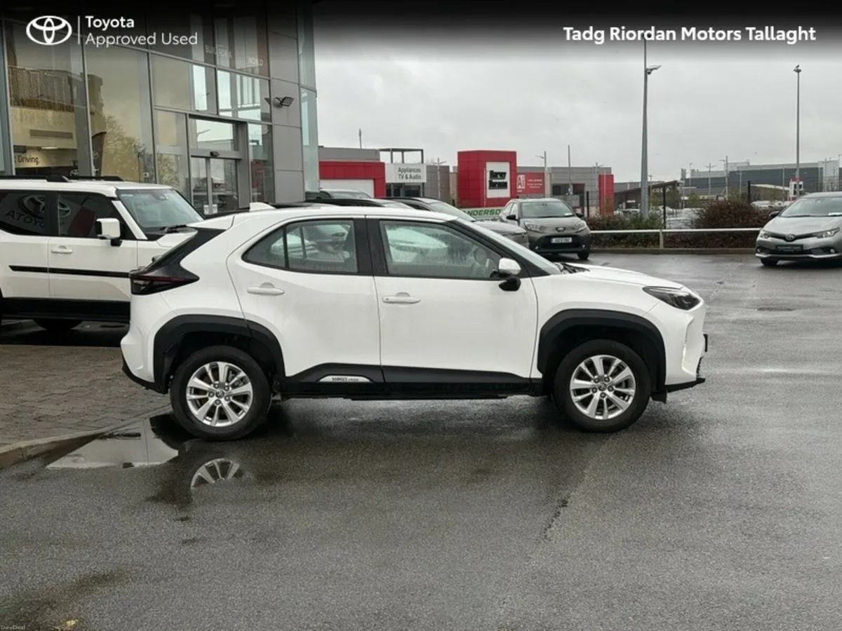 Toyota Yaris Cross LUNA - Image 3