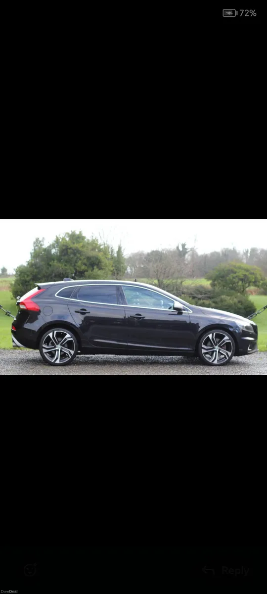 Volvo V40 2015 - Image 2