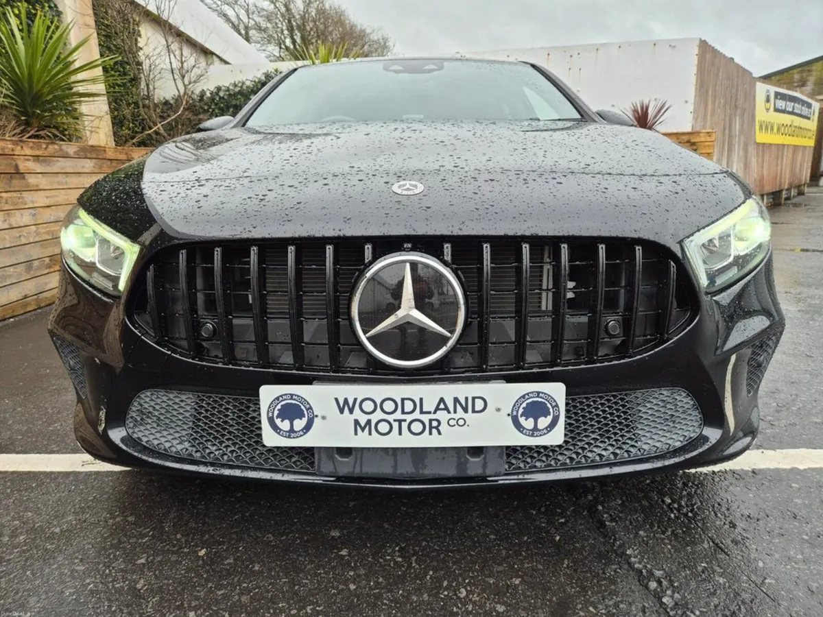 Mercedes-Benz A-Class A180 1.33 PETROL AUTO / STYL - Image 4
