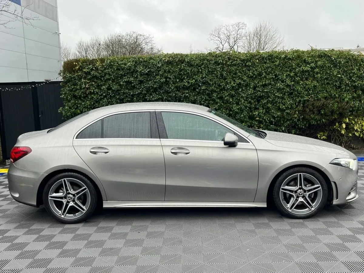 Mercedes-Benz A-Class A200d AMG-LINE PREMIUM PLUS - Image 2