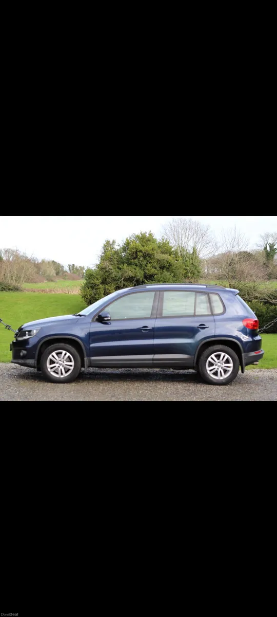 Volkswagen Tiguan 2011 - Image 2