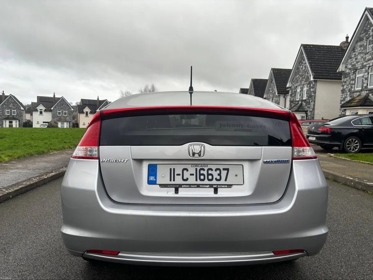 2011 Honda Insight 1.4 petrol hybrid automatic - Image 4
