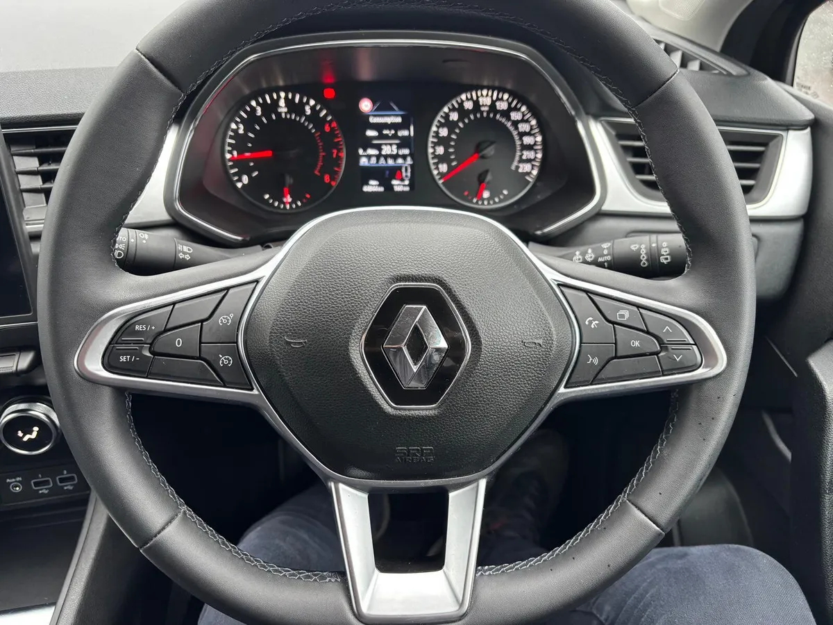 Renault Captur 2020  NEW  MODEL LOW  MILEAGE - Image 4